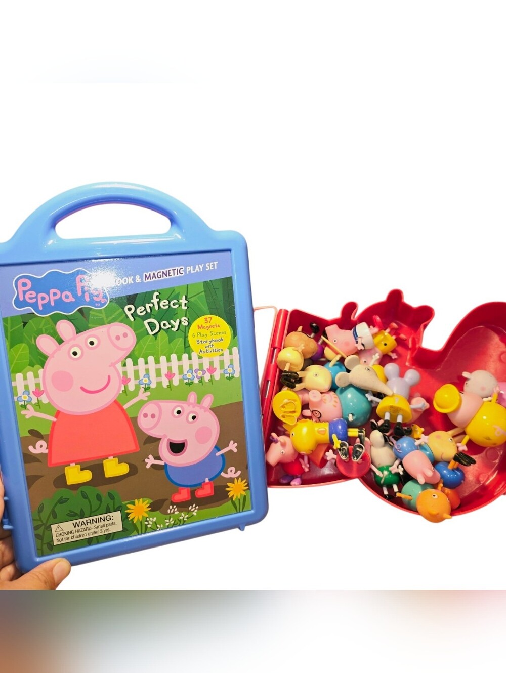 PEPPA PIG TOY LOT! Book W/ Magnetic Characters & 22 Figurines In PP Carry Case